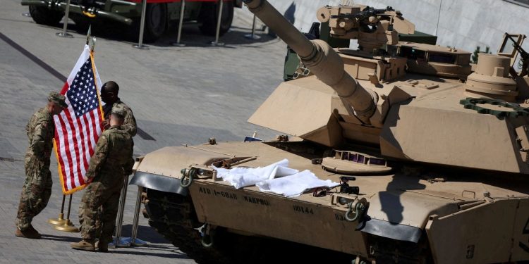 ABD, Ukrayna’ya eski tankları gövdelerini yenileyip verecek