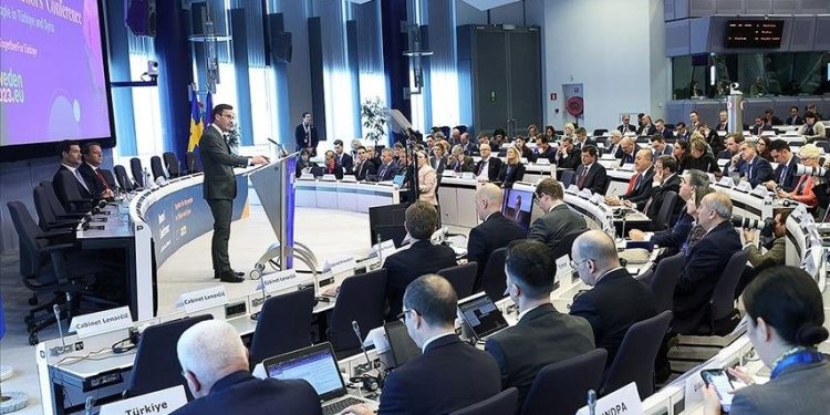 AB’den Türkiye’ye 6 milyar euro yardım taahhüdü