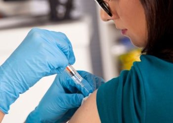 ABD’lilerin yüzde 45’i aşılara şüpheyle yaklaşıyor