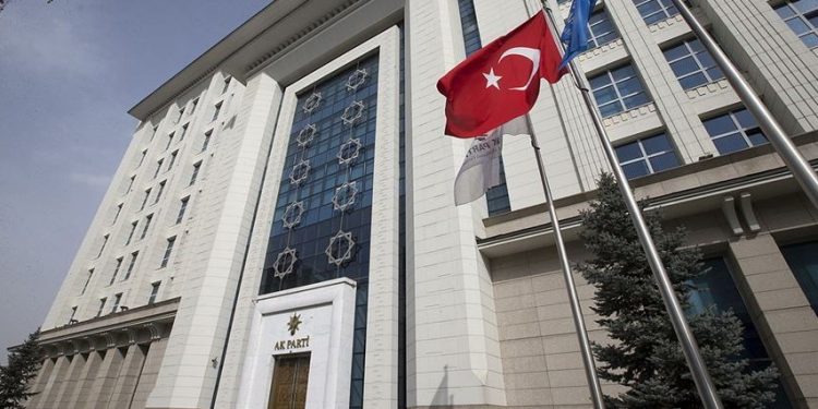 AK Parti’nin İstanbul’daki Seçim Koordinasyon Merkezi yönetimleri belirlendi