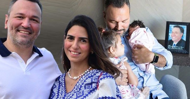 Ali Sunal’dan evlilik yıl dönümü kutlaması: Rüyalarımı gerçeğe dönüştüren Nazlı yarim