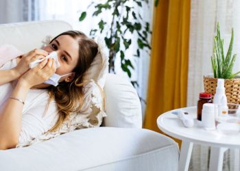 Bilim Kurulu Üyesi Prof. Dr. Turan: Covid-19 artık ağır mevsimsel grip