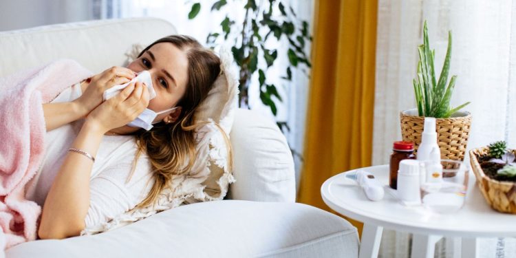 Bilim Kurulu Üyesi Prof. Dr. Turan: Covid-19 artık ağır mevsimsel grip