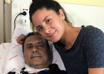 Böbrek bağışıyla babasına can oldu