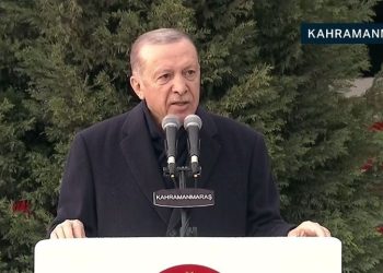 Cumhurbaşkanı Erdoğan açıklamalarda bulunuyor