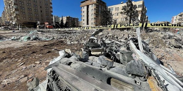 Depremde yıkılan apartmanın mühendisine iddianame hazır