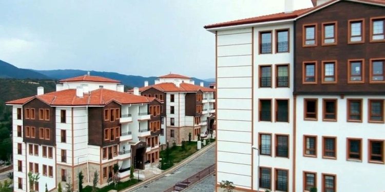 Diyanet İşleri Başkanlığı: Zekat parası ile afetzedelere konut yapılabilir