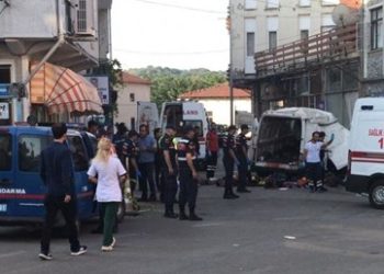 Edirne’de katliam gibi kaza: 10 kişi hayatını kaybetti