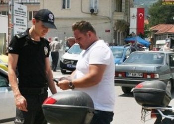 EGM’den motosiklet ve kask denetimi