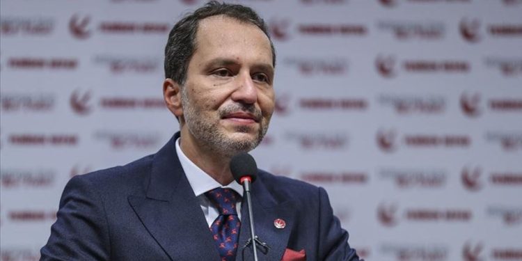 Fatih Erbakan kimdir? Yeniden Refah Partisi Genel Başkanı Fatih Erbakan’ın biyografisi