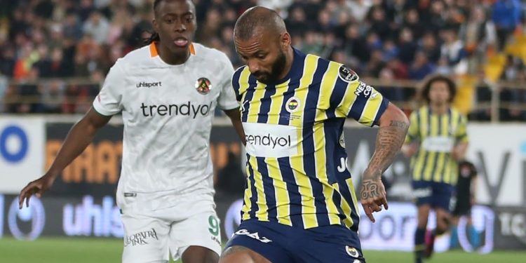 Fenerbahçe’den devre arası açıklama: “Sisteminize yazıklar olsun”