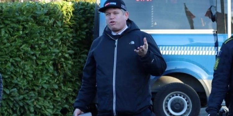 Kur’an-ı Kerim yakan provokatöre İngiltere’den vize yok