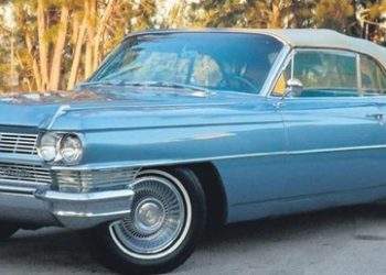 ‘Leman Hanım’ın Mavi Cadillac’ıyla aşk dolu bir yolculuk