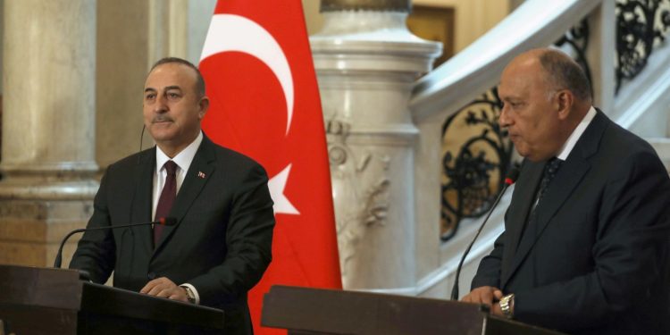 Mısır ile yeni sayfa | Çavuşoğlu: Samimi ve güzel bir görüşme yaptık