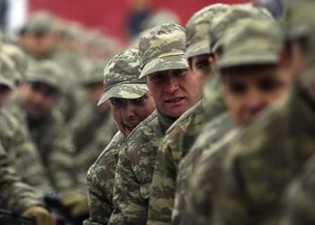 SON DAKİKA: Yeni askerlik düzenlemesi yürürlükte (100 bin askere erken terhis hakkı)