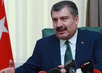 Sözleşmeli sağlık personelinin zorunlu çalışma süresi kısalacak