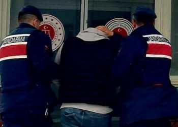 Tavana asılı bulunmuştu: Kızı ve erkek arkadaşı öldürüp intihar süsü vermiş