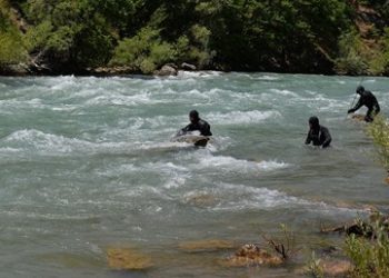 Tunceli’de Munzur Çayı’na düşen Engin Eroğlu aranıyor
