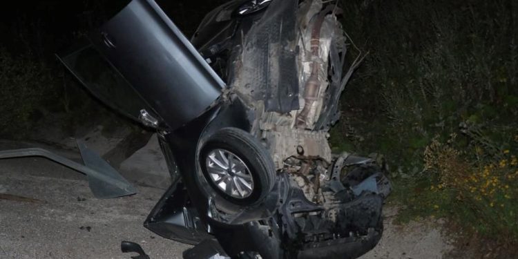 Bolu’da feci kaza | Bariyere çarpan otomobil ikiye bölündü: 1 ölü