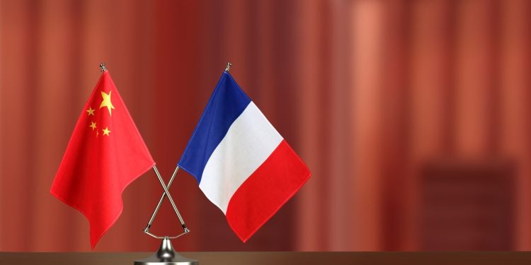 Çin’den Fransa’ya AB ile ilişkilerinde “öncü rol oynaması” çağrısı