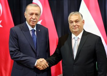 Cumhurbaşkanı Erdoğan’dan Macaristan’da art arda görüşmeler