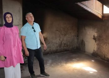 Ev sahibi çıkarmak istedi: Kiracı evi ateşe verip kaçtı