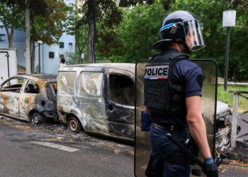 Fransa polisi iş yavaşlattı: Bölge halkı, güvenlik endişesi taşıyor