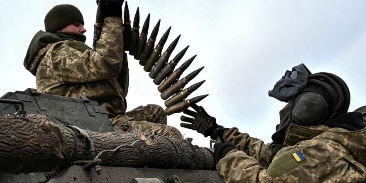 İddianame kabul edildi: Ukraynalı yetkilinin dolandırılması iddiasına 26 yıl hapis istemi