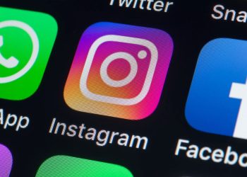 Instagram yeni özelliği test ediyor: Sesli olarak paylaşılabilecek