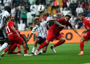 SON DAKİKA: Beşiktaş, Pendikspor ile 1-1 berabere kaldı