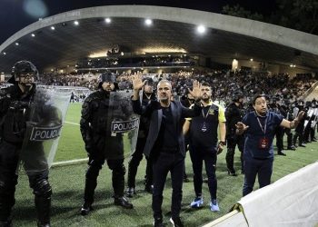 UEFA’dan Fenerbahçe’ye ceza