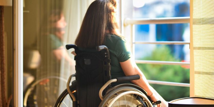 Felçli kadın dünyada ilk kez avatar aracılığıyla konuşabildi