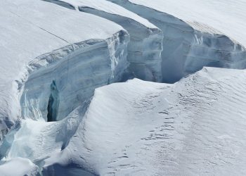 İsviçre’deki buzullar hızla eriyor: Son 2 yılda yüzde 10 azalma