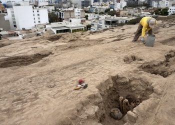 Peru’da doğal gaz hattı çalışmaları esnasında 8 mumya bulundu