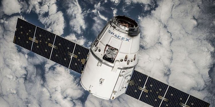Spacex Türkçe bilen personel arıyor: Saati 24 dolar