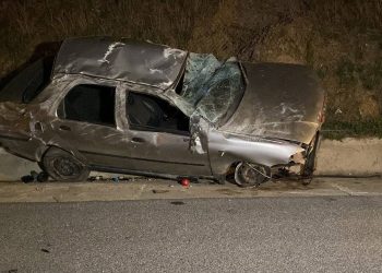 Cenaze dönüşü kaza: 2 ölü, 1 yaralı