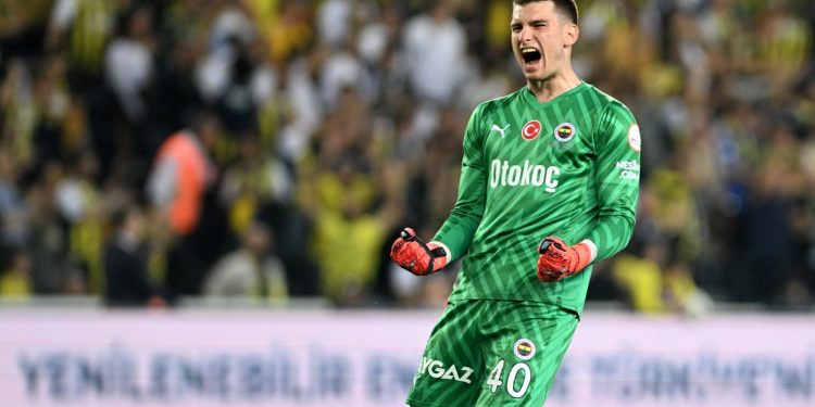 Fenerbahçe, deplasmanda kalesine duvar ördü
