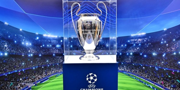 Galatasaray-Manchester United rövanş maçı ne zaman?