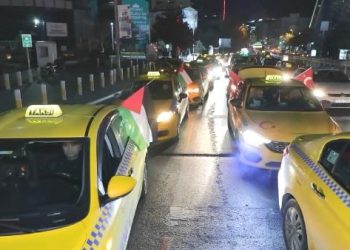 Taksicilerden Filistin’e destek konvoyu