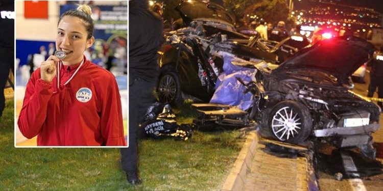 Milli sporcu trafik kazası kurbanı