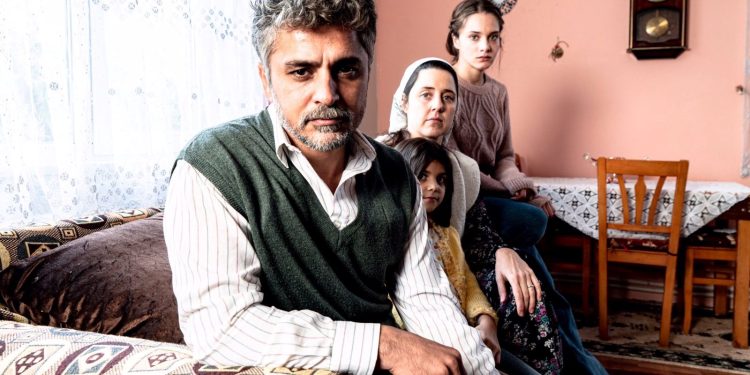 Zeki Demirkubuz’un yeni filmi Hayat’ın prömiyeri yapıldı