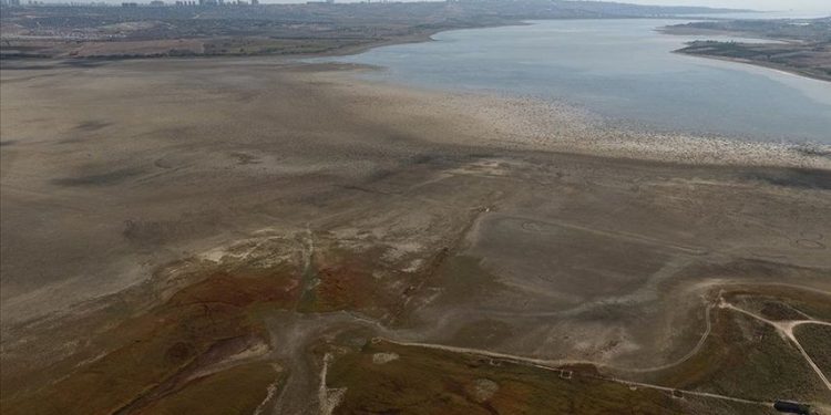 İstanbul barajları son 10 yılın en düşük doluluk seviyesinde