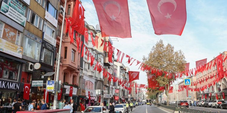 İstanbul’da Cumhuriyet Bayramı hazırlıkları